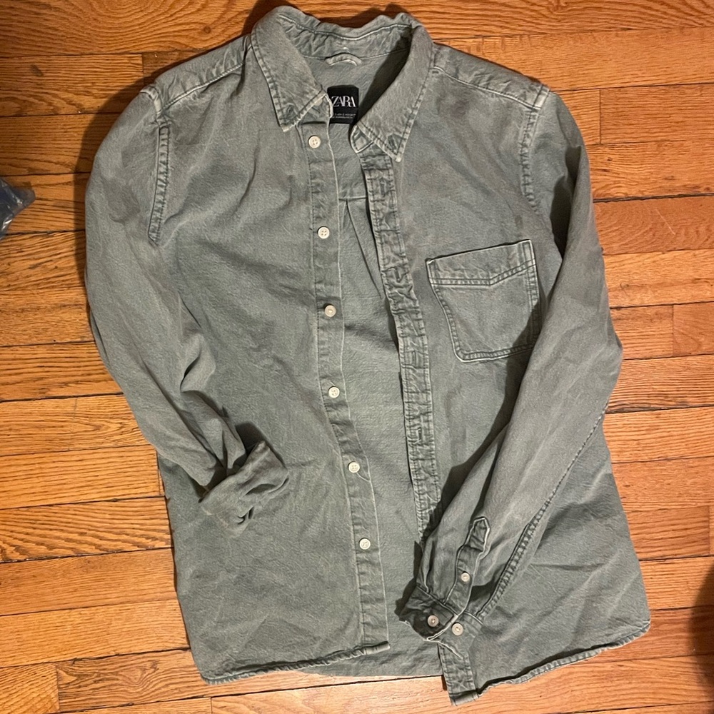 ZARA Green Button-Up Shirt